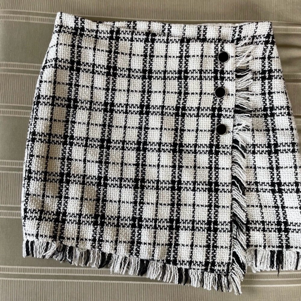 Rachel Zoe | Black and White Plaid Fringe Skirt (Size 6) ♠️